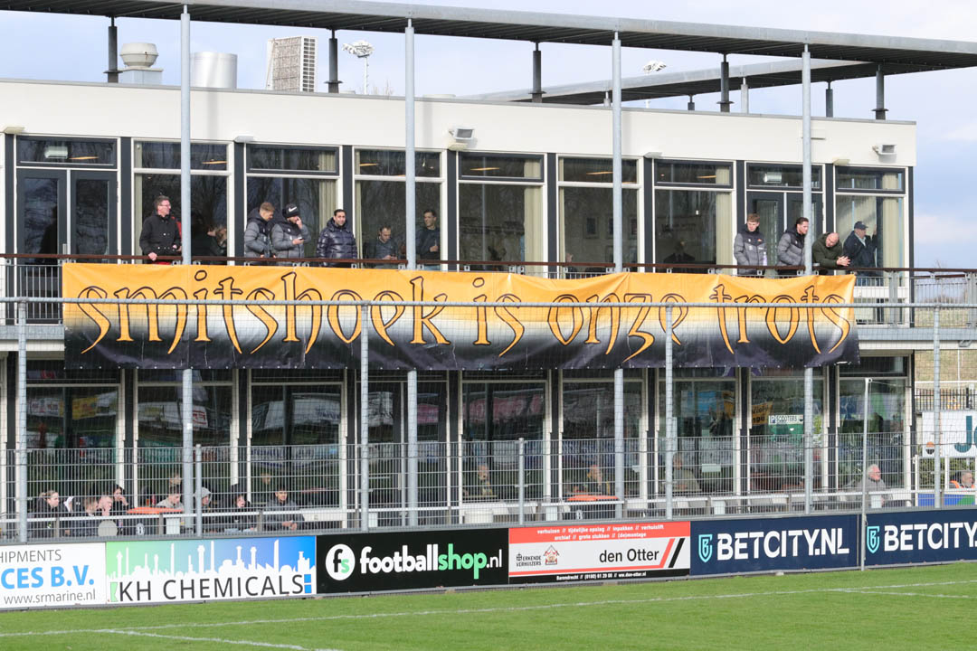 Smitshoek wint in extra tijd