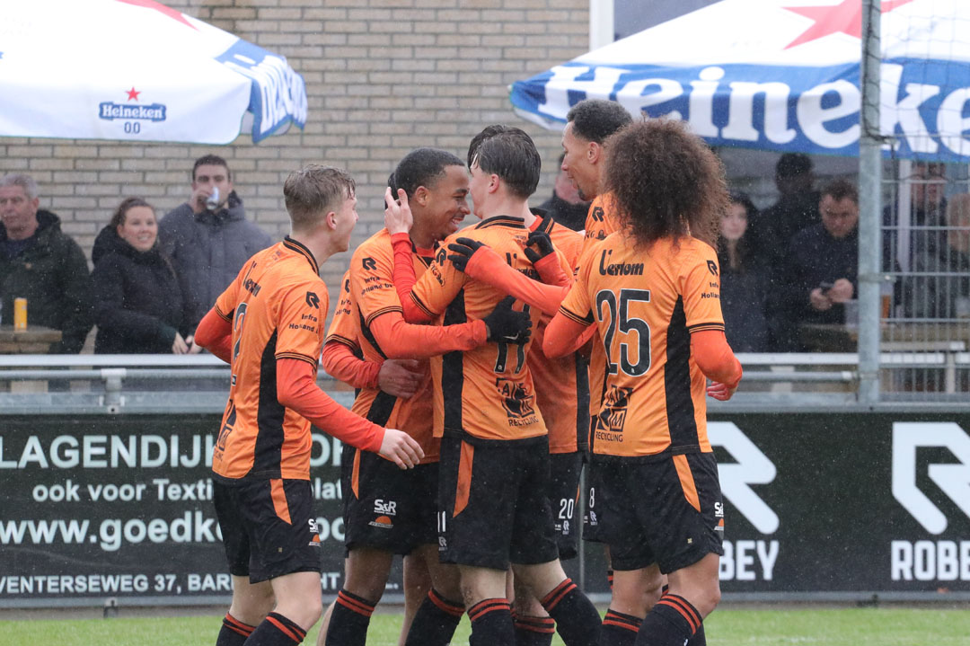 Smitshoek wint 2e periode titel