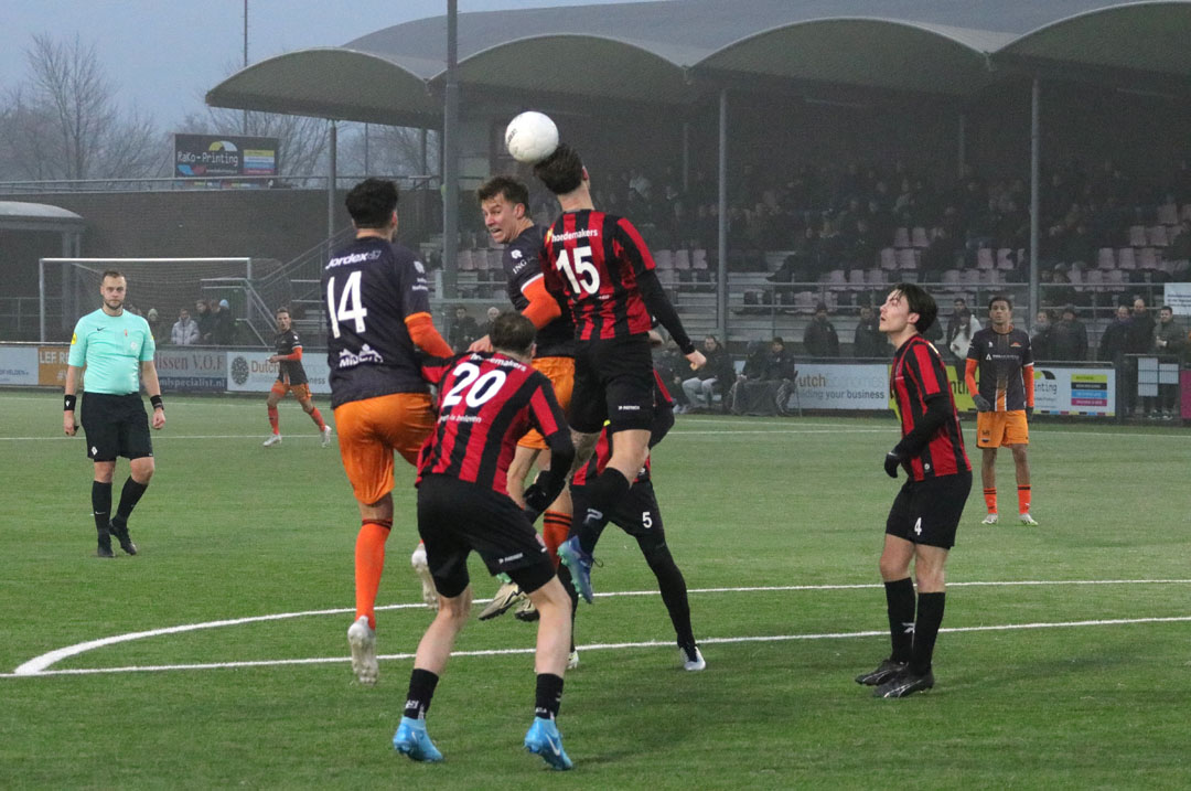 Smitshoek verliest in blessuretijd