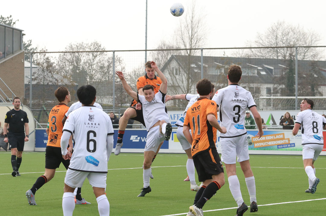 Smitshoek heeft weinig moeite met SHO