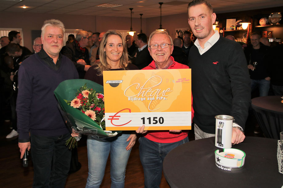 VV Smitshoek steunt Stichting PiPa