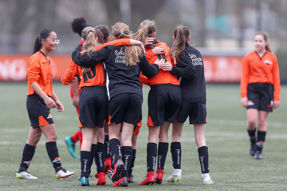 VV Smitshoek geselecteerd voor deelname aan KNVB ontwikkelingsprogramma meiden- en vrouwenvoetbal