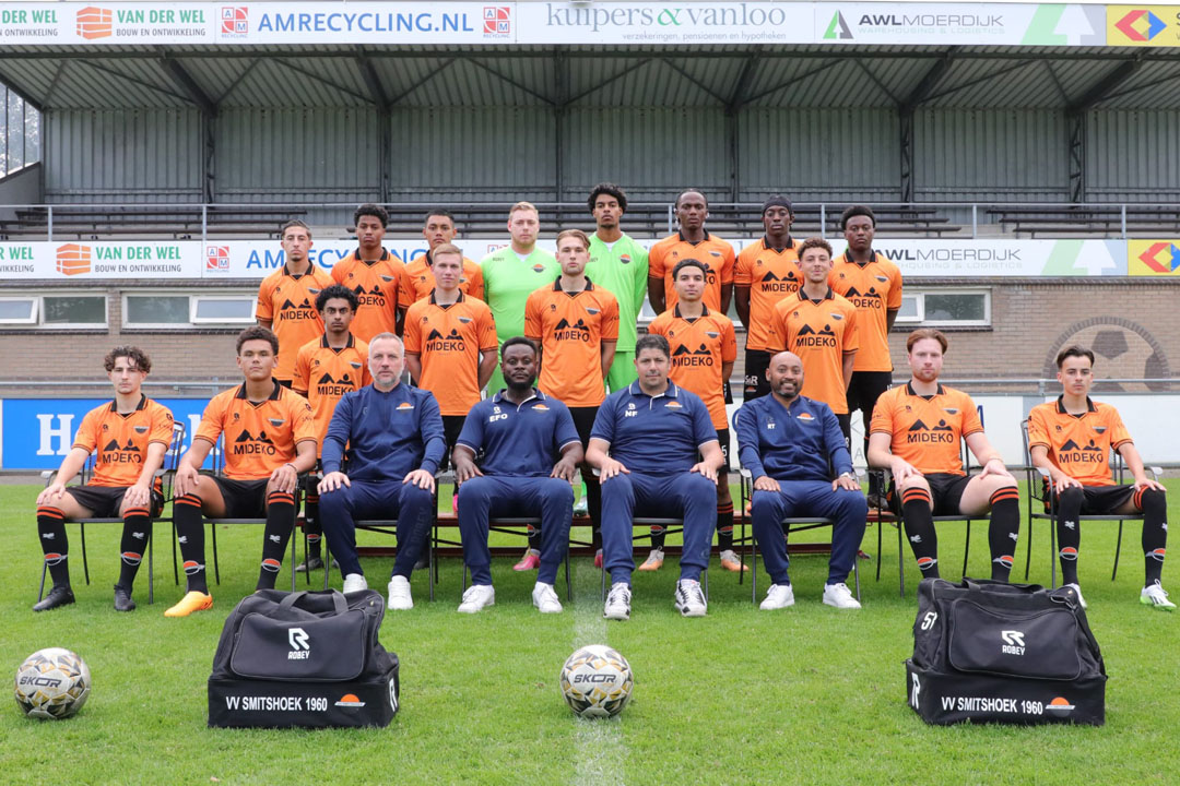 Smitshoek 2 neemt koppositie over 2023-2024