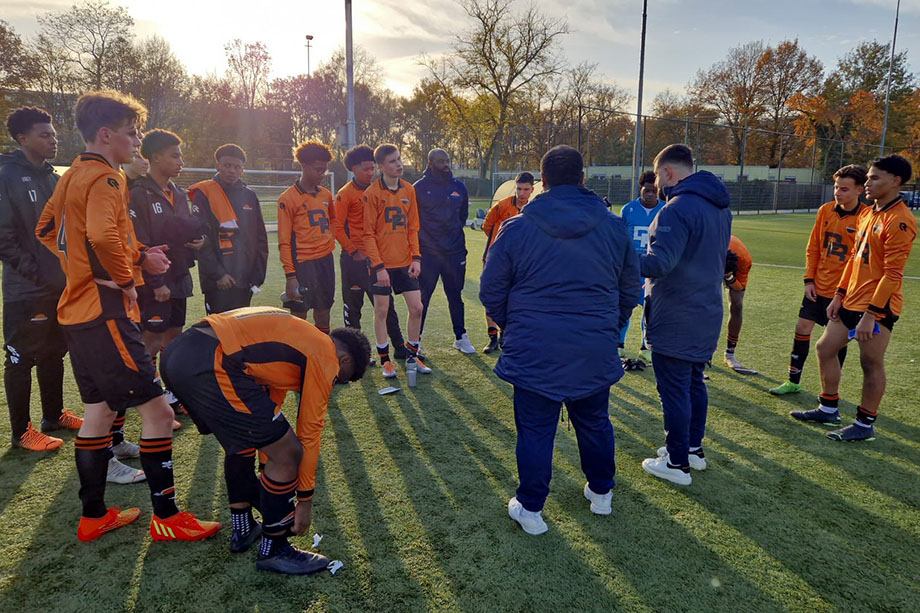 Belangrijke wedstrijd Smitshoek JO17-1