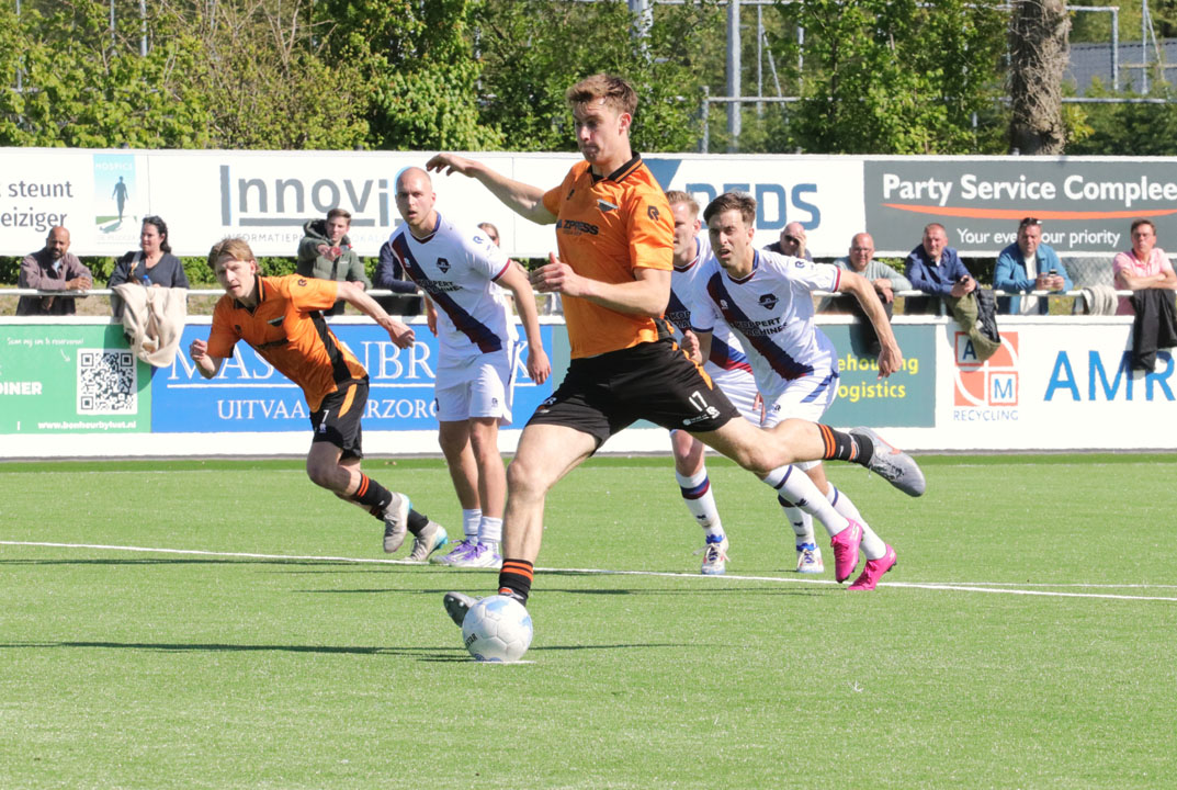 Smitshoek lijdt zware nederlaag