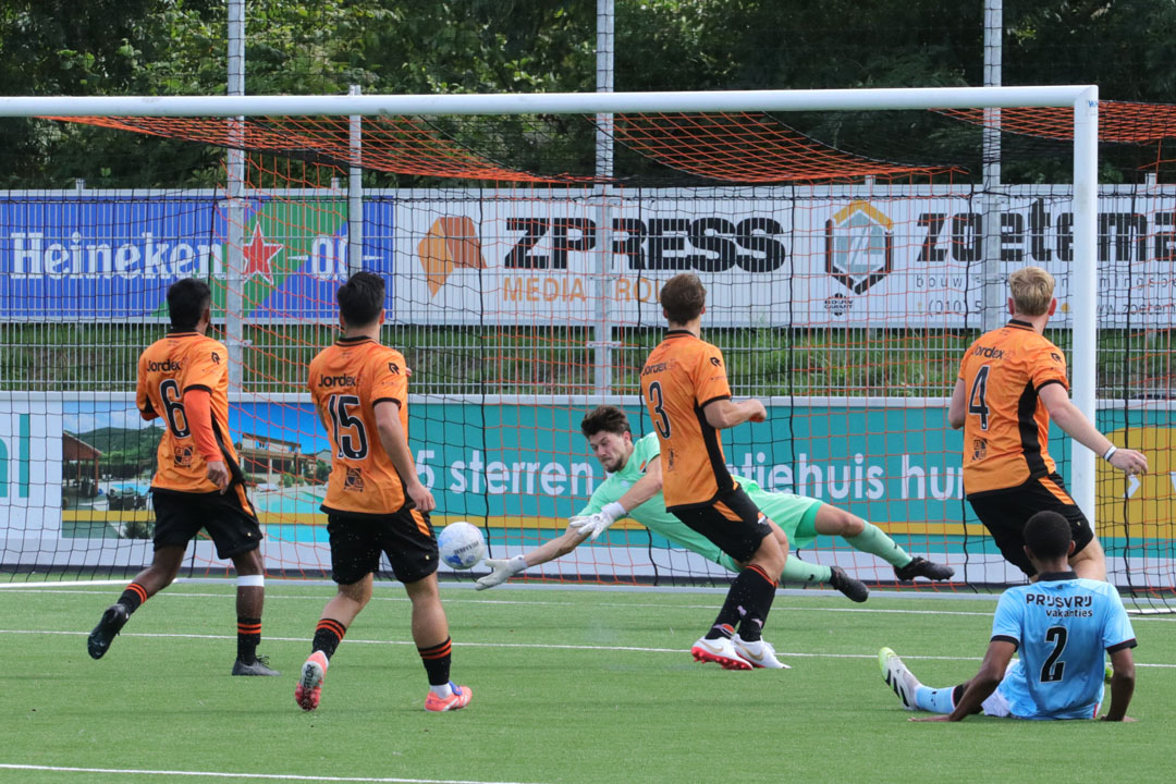 Smitshoek -  SC Feyenoord eindigt onbeslist