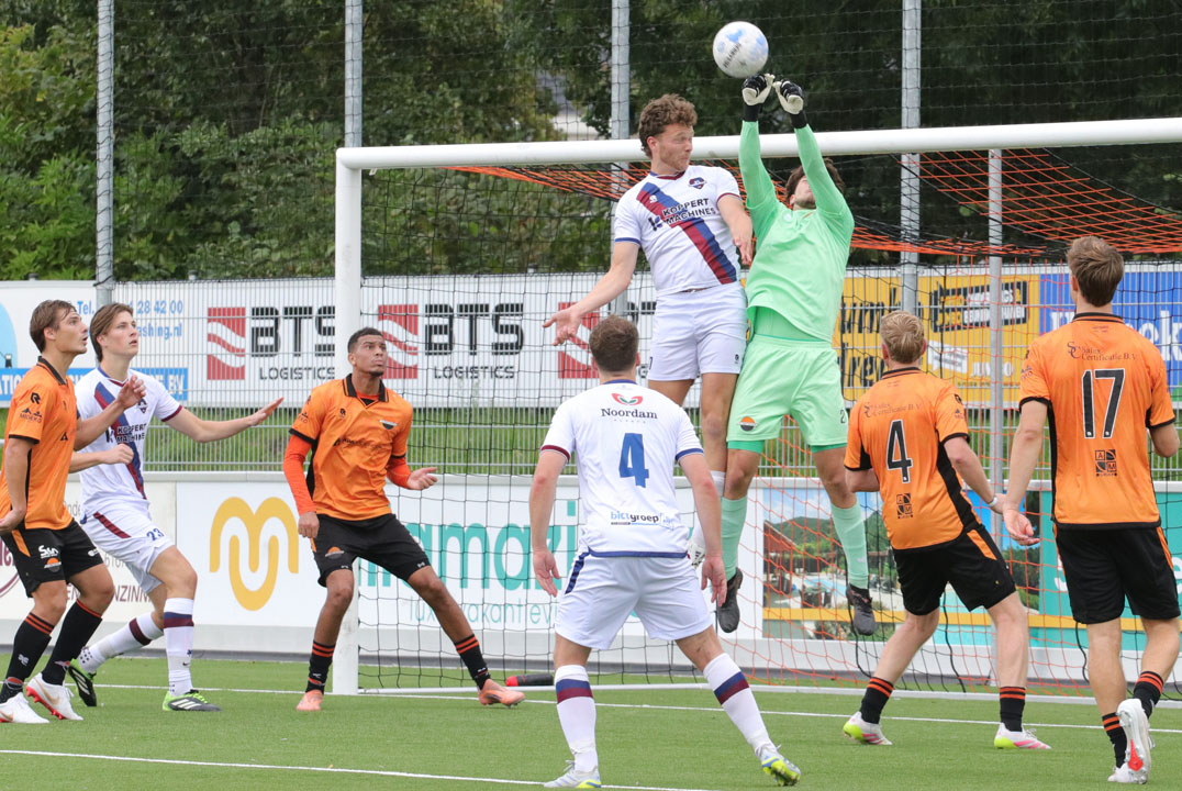 Smitshoek lijdt kansloze nederlaag